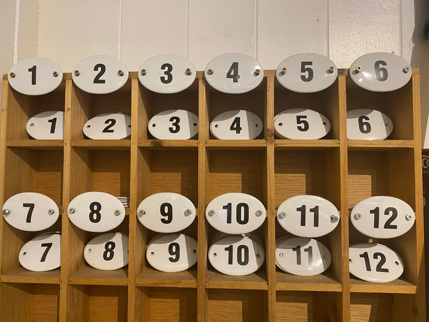 Enamel housenumbers 1-12