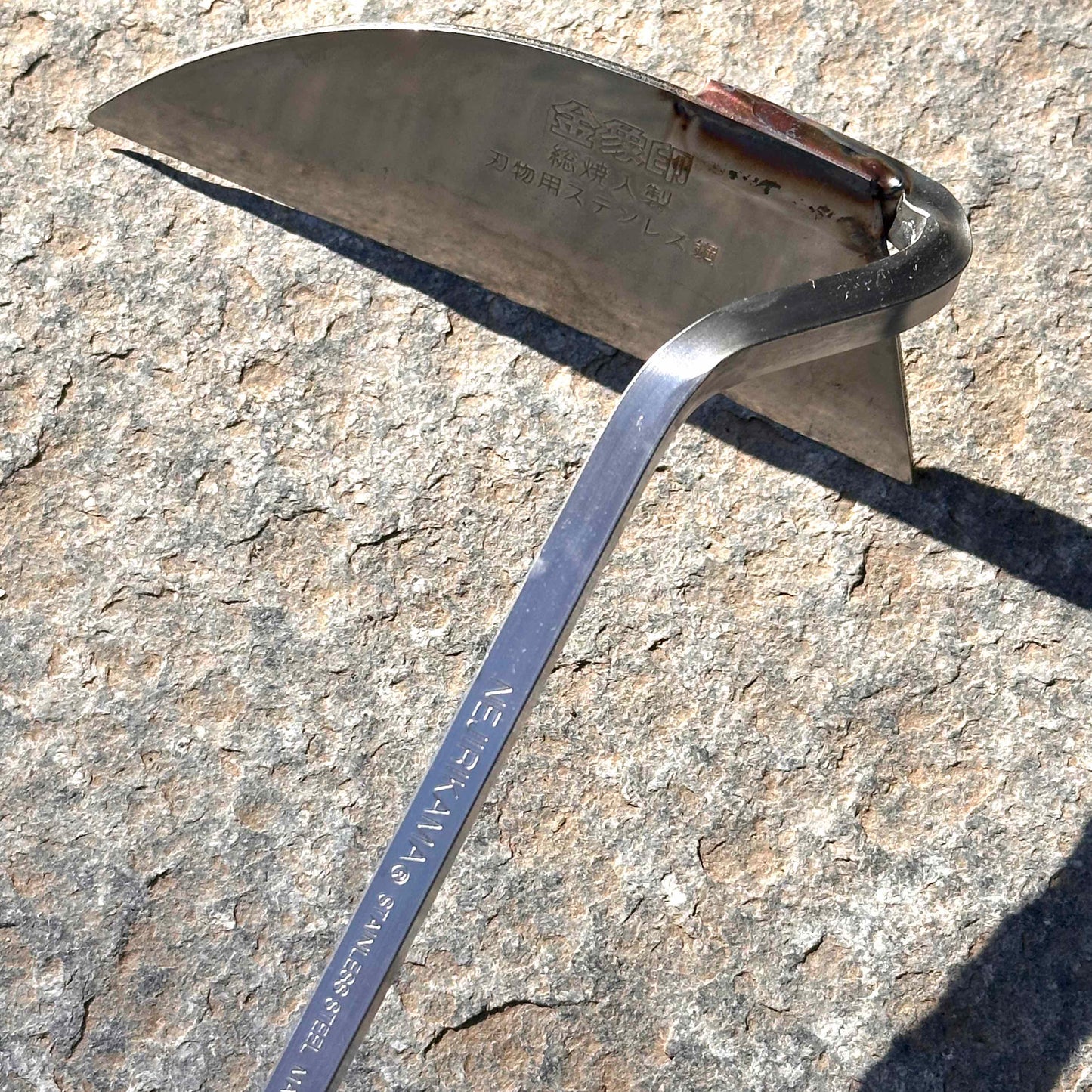 Elephant 'Neriji Crane' Weeding Hoe (110W)