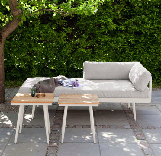 'Rio' garden daybed with side table