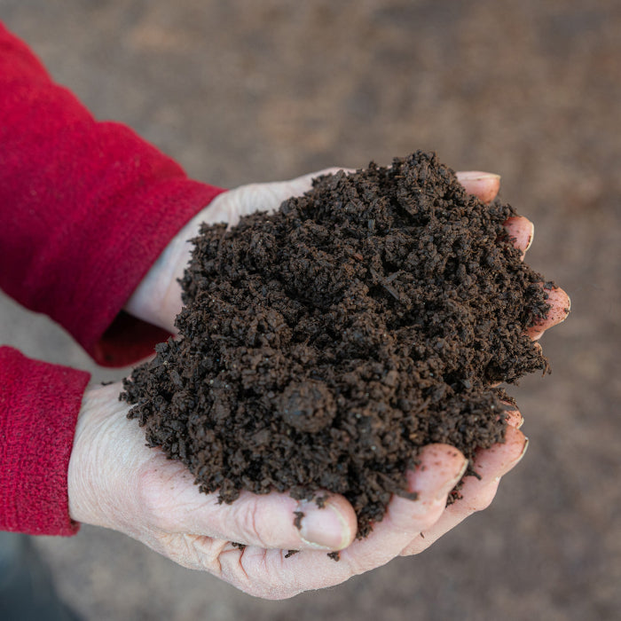 Gee-up manure / soil conditioner (per 6 bags)