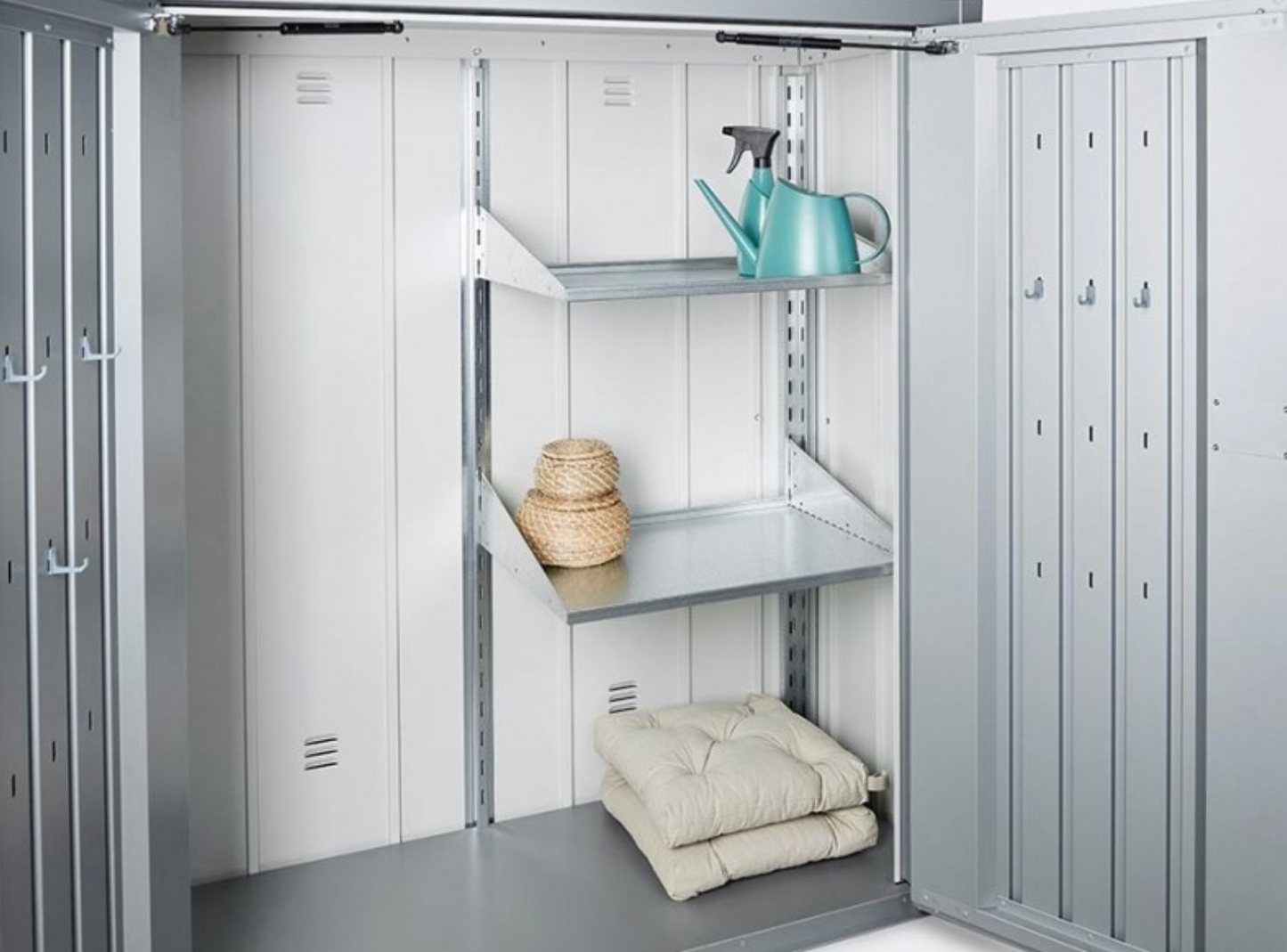 Biohort 'Romeo' patio locker