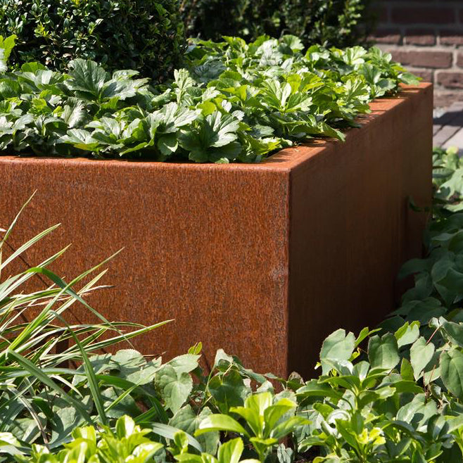 Corten steel planting bed, 140 x 140cm