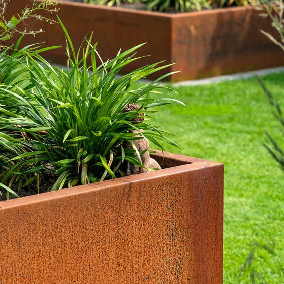 Corten steel planting bed, 140 x 140cm