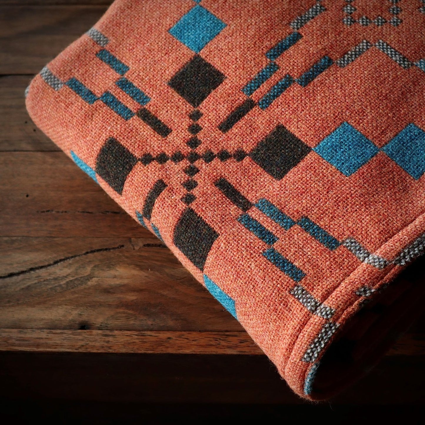 Melin Tregwynt Welsh blanket 'Vintage Star', Copper