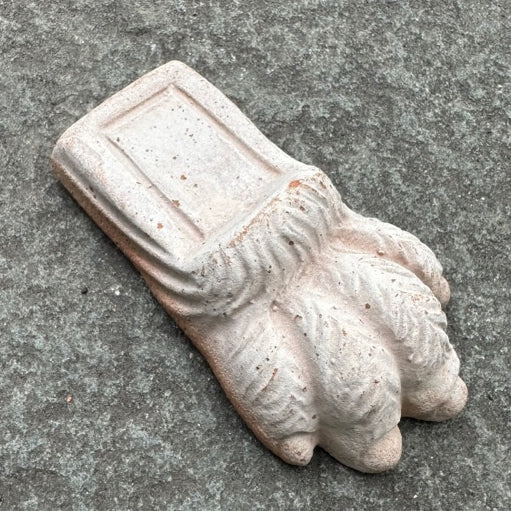 Terracotta pot feet 'Claws', 2 colours