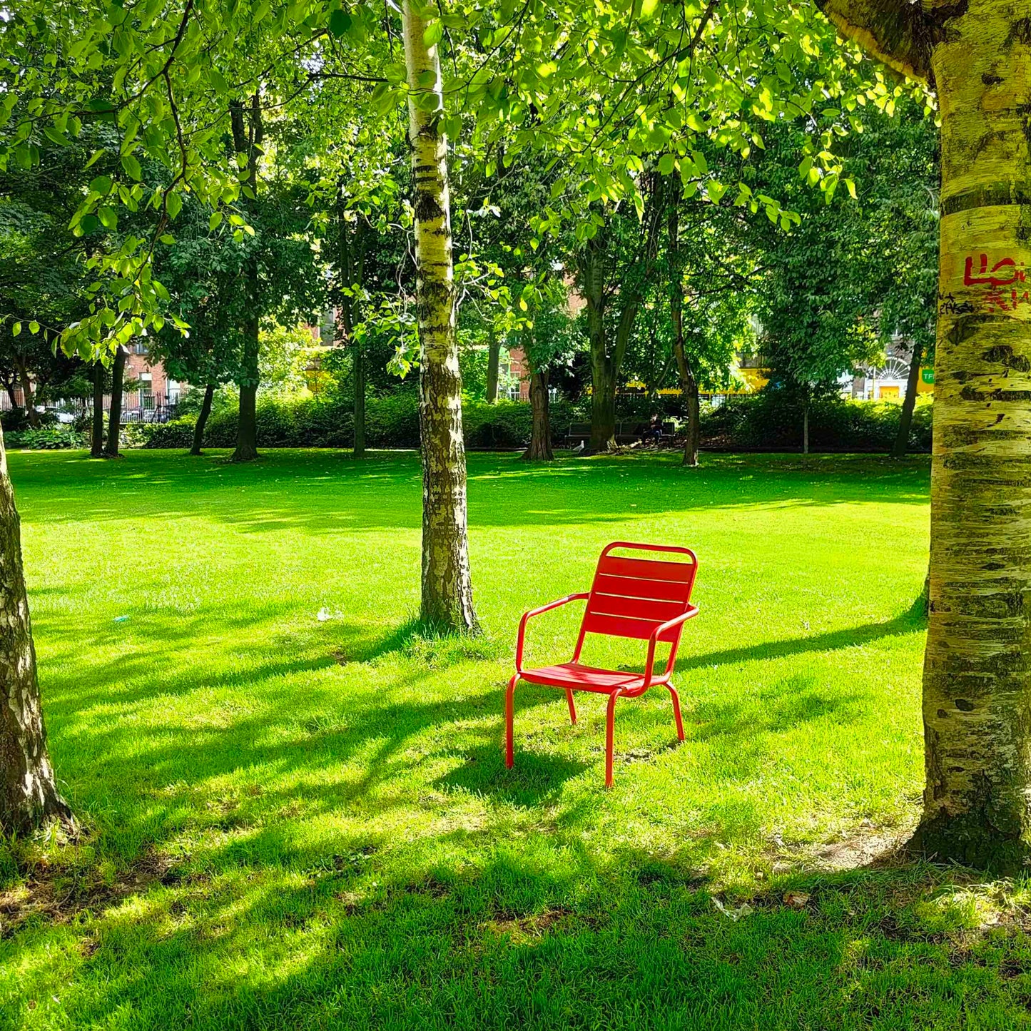 iSiMAR 'Barceloneta' lounge chair, geranium red