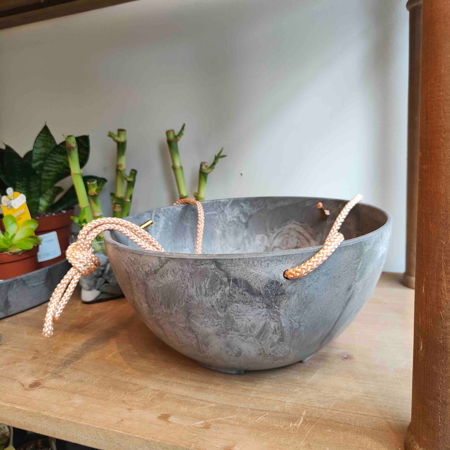 Artstone 'Fiona' hanging bowl - grey