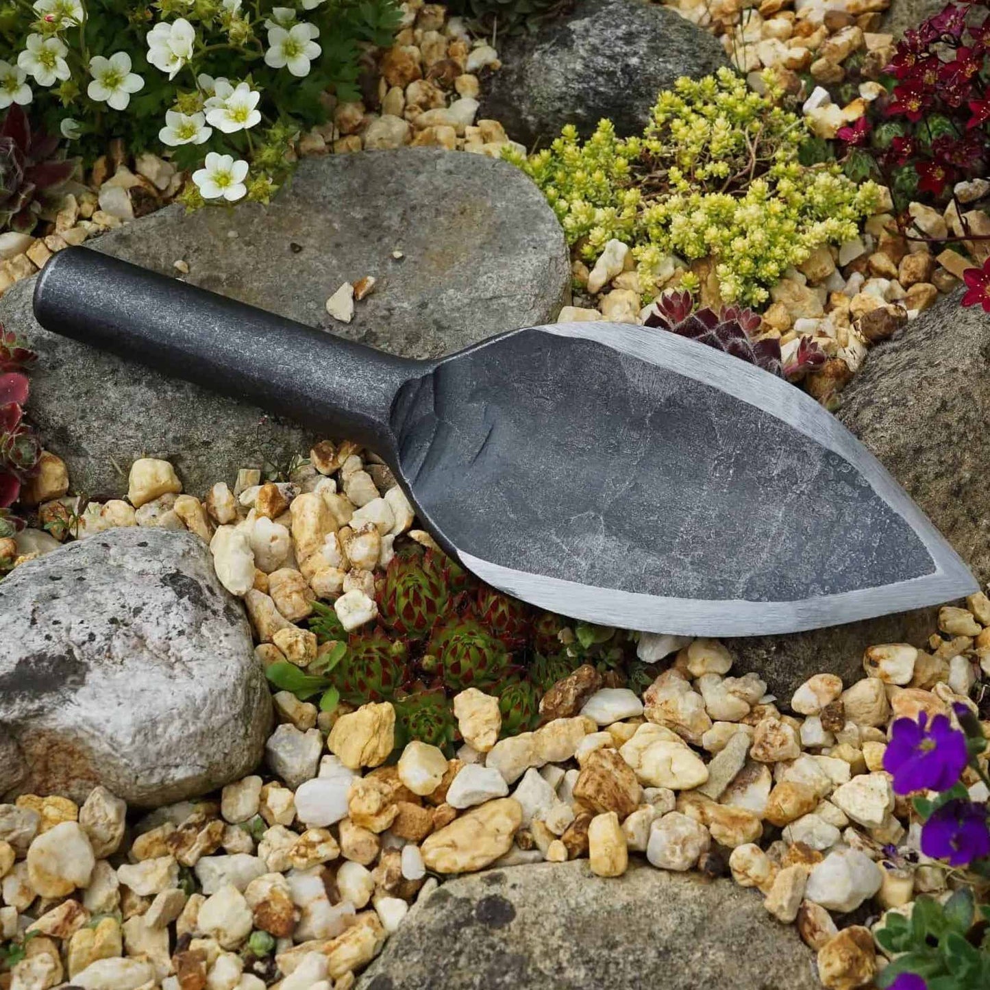 DeWit 'Bad Ass' trowel (Item no. 7814)