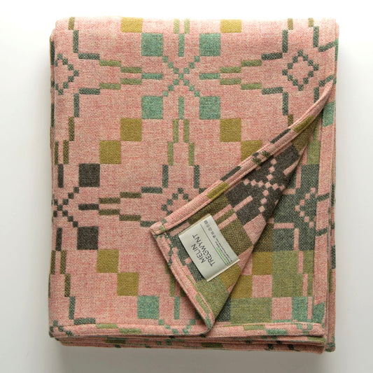 Melin Tregwynt Welsh blanket 'Vintage Star', Blossom